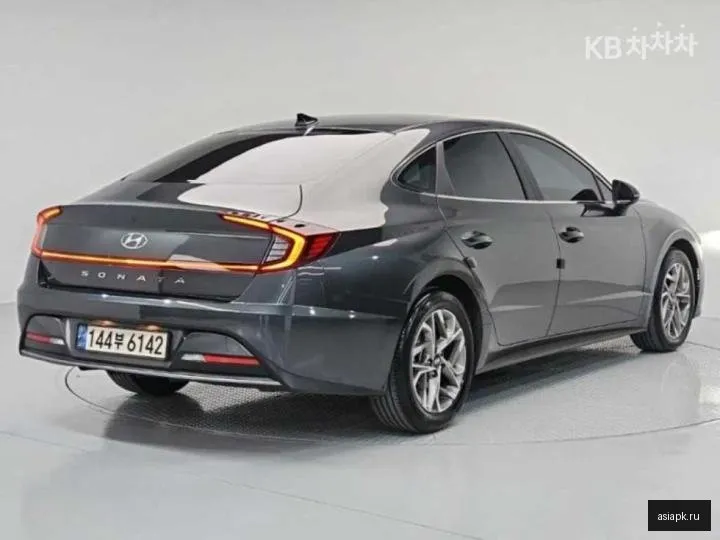 Hyundai Sonata 4