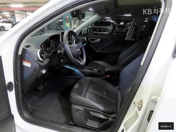 Audi Q2 6
