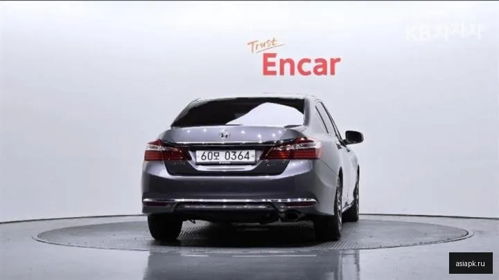 Honda Accord 4