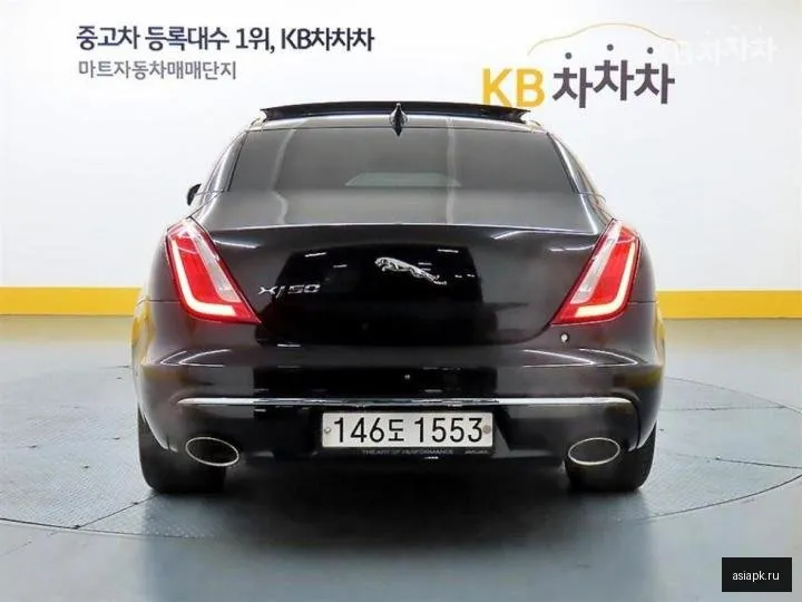 Jaguar XJ 3