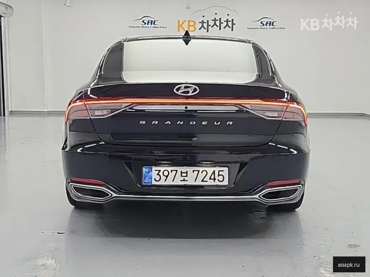 Hyundai Grandeur 3