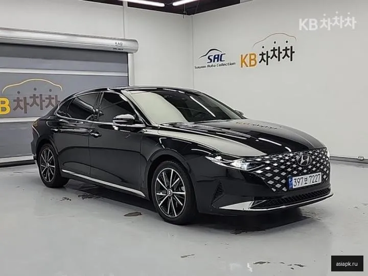 Hyundai Grandeur 4