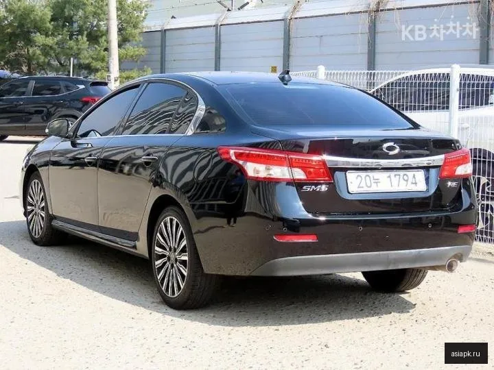 Renault Latitude 3