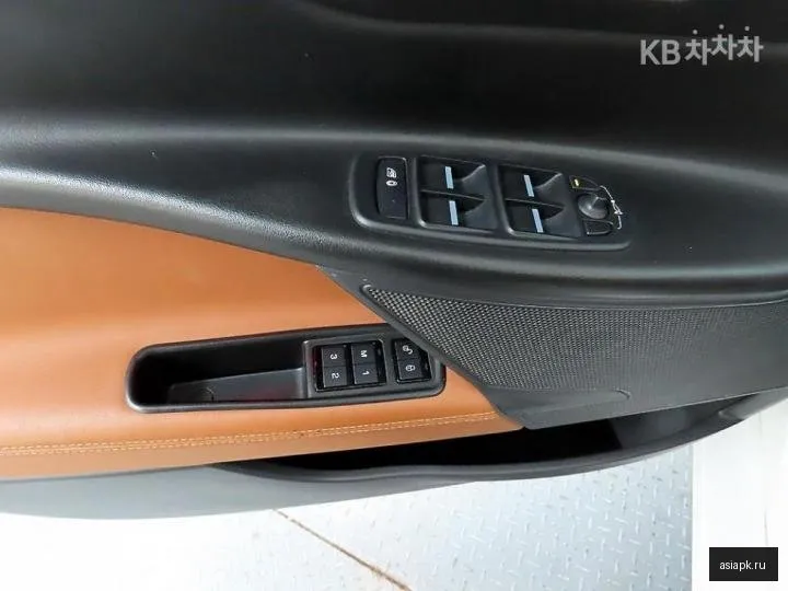 Jaguar XE 3