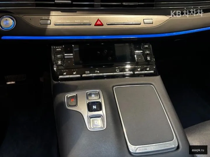 Hyundai Grandeur 6