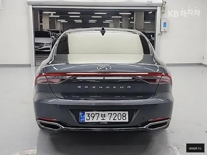 Hyundai Grandeur 3