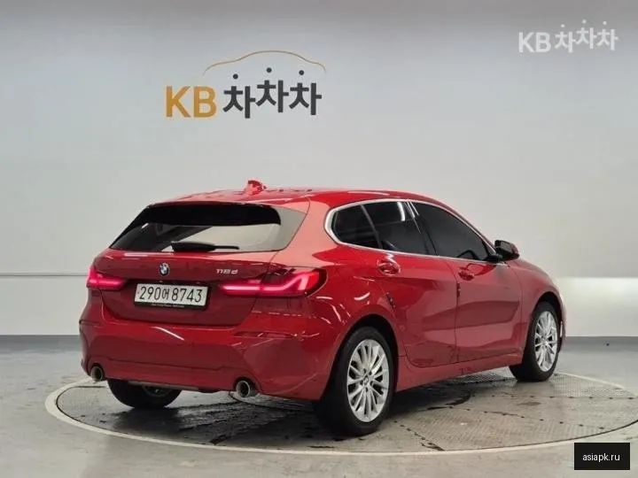 BMW 1-Series 3