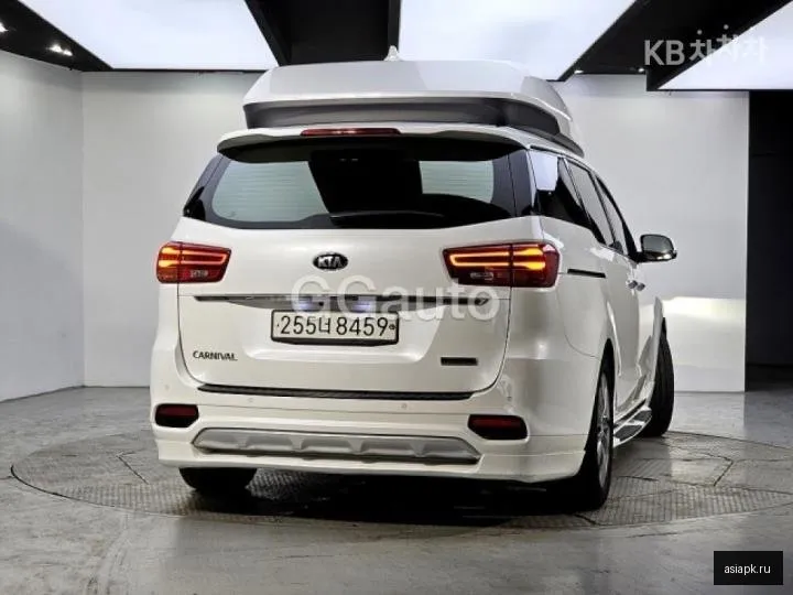 Kia Carnival 3