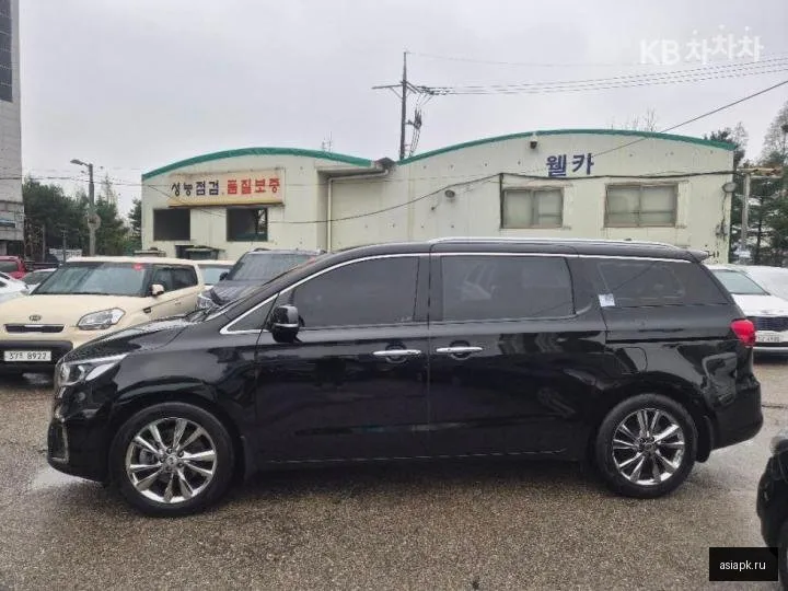 Kia Carnival 6