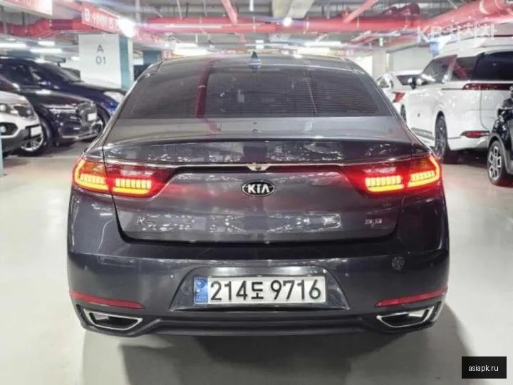 Kia K7 4