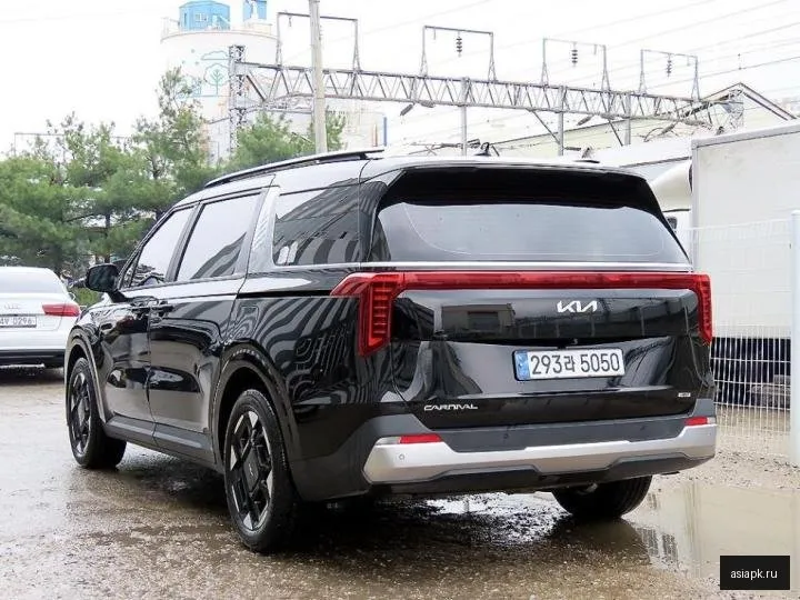 Kia Carnival 3