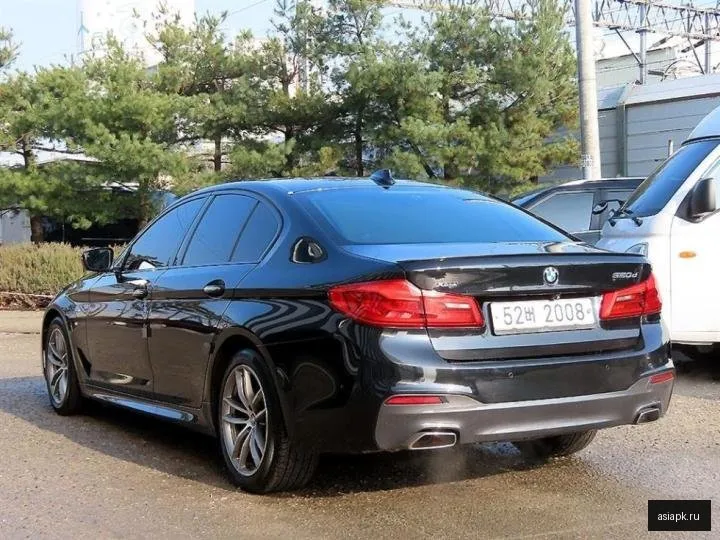 BMW 5-Series 3