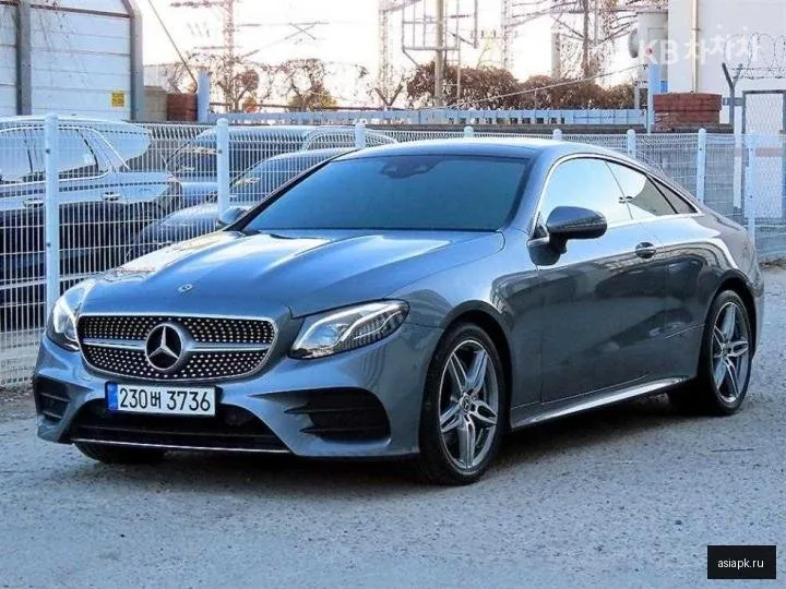 Mercedes-Benz E-Class 2