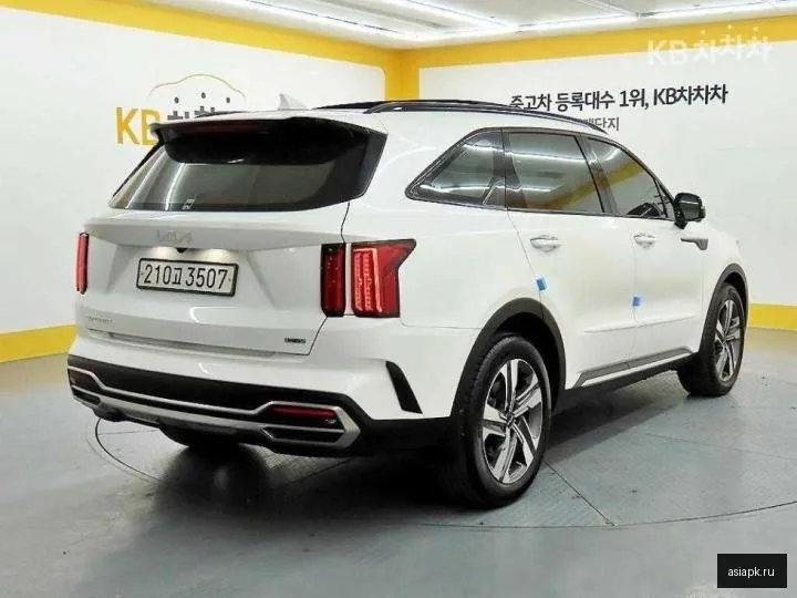 Kia Sorento 4