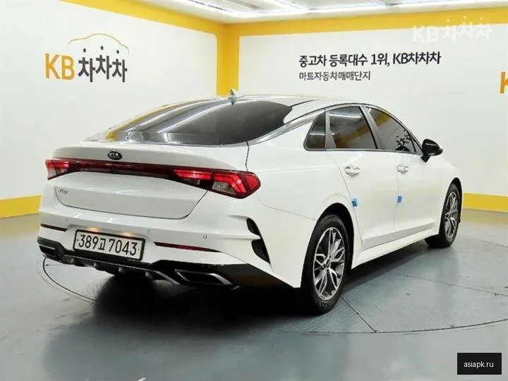 Kia K5 4