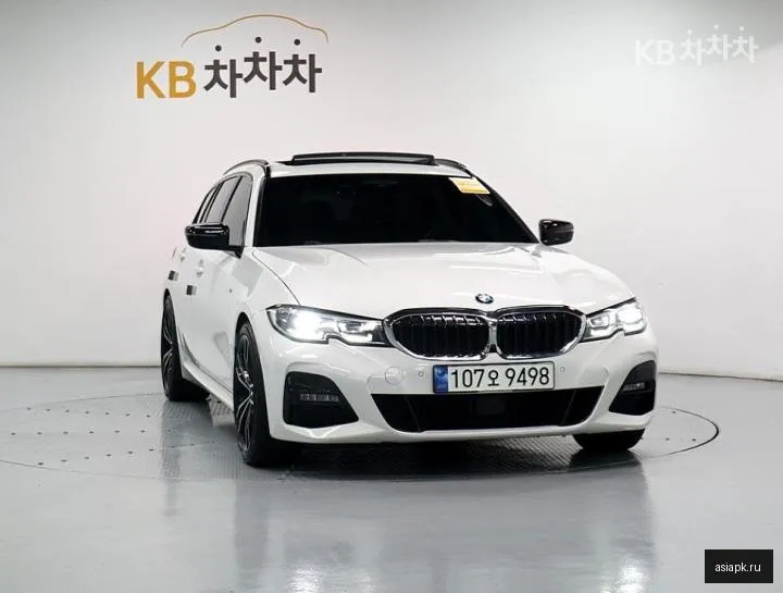 BMW 3-Series 2