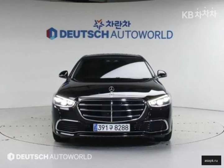 Mercedes-Benz S-Class 3