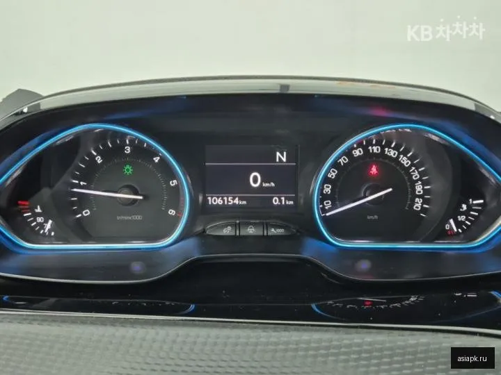 Peugeot 2008 5