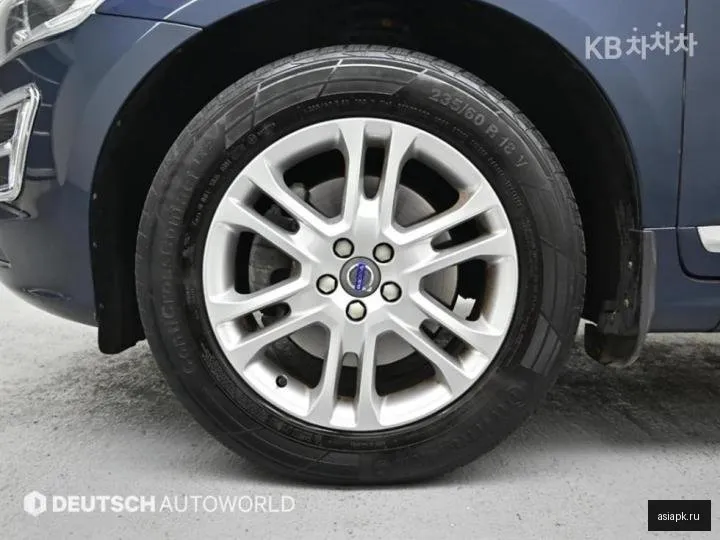 Volvo XC60 5