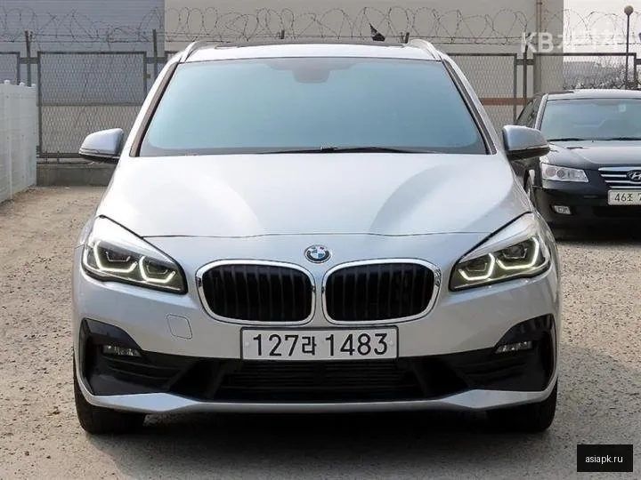 BMW 2-Series 2