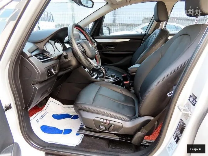 BMW 2-Series 5