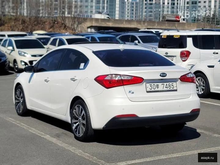 Kia K3 6
