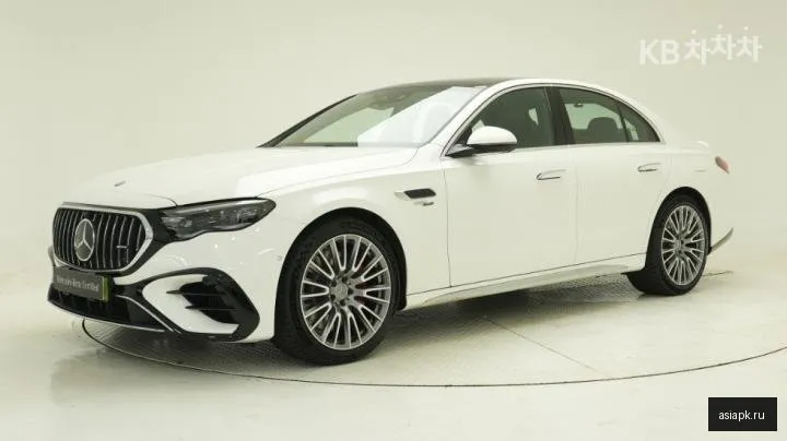 Mercedes-Benz E-Class AMG 2