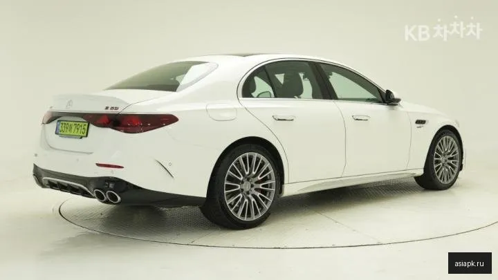 Mercedes-Benz E-Class AMG 4