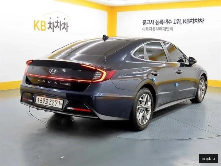 Hyundai Sonata 4