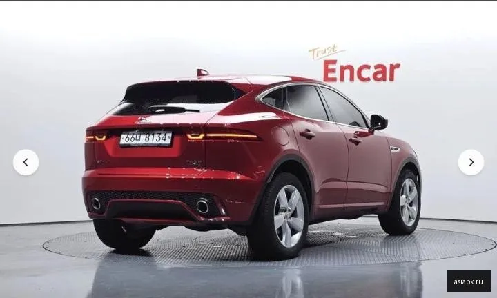 Jaguar E-Pace 2