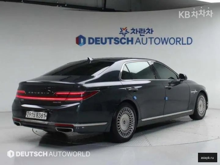Genesis G90 2
