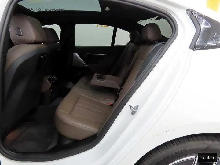 BMW 5-Series 6