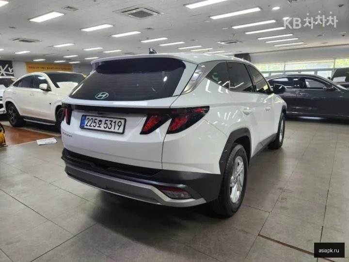 Hyundai Tucson 4