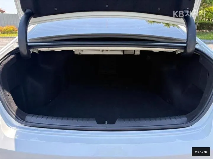 Hyundai Sonata 6