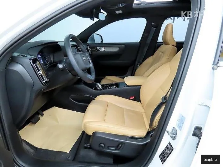 Volvo XC40 5