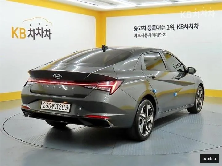 Hyundai Avante 4