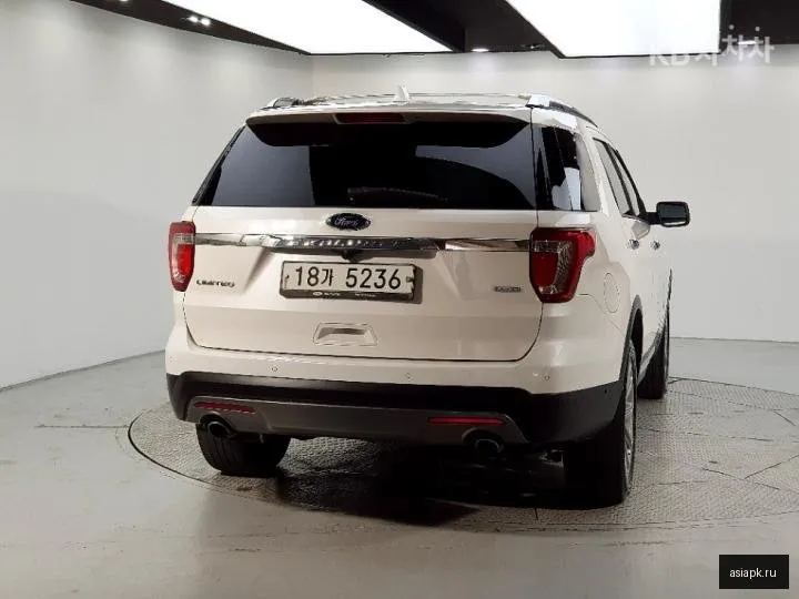 Ford Explorer 3