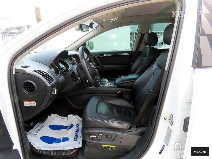 Audi Q7 5