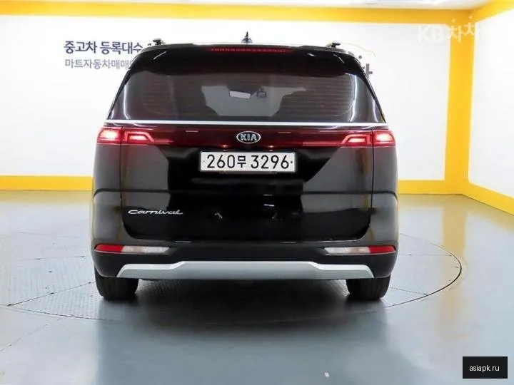 Kia Carnival 3