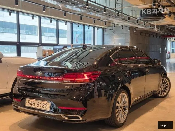 Kia K7 3