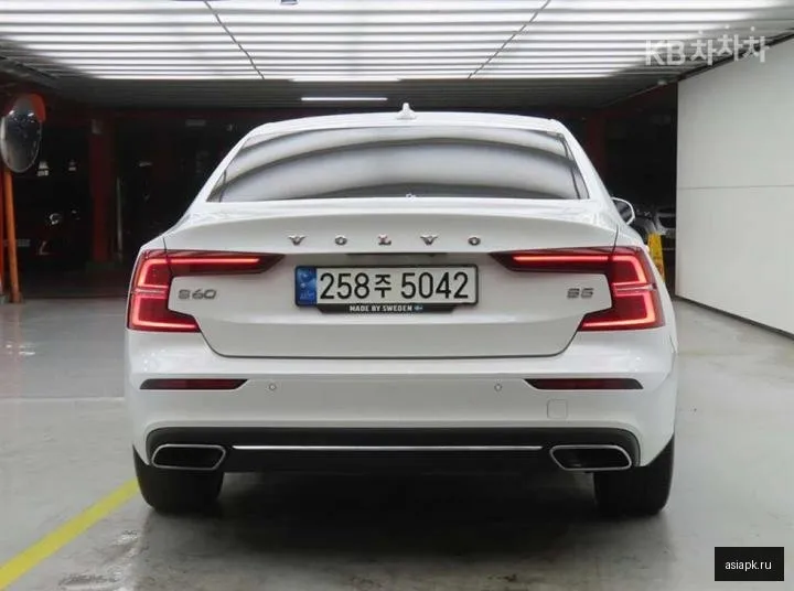 Volvo S60 3