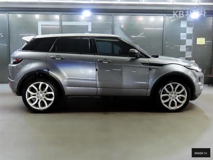 Land Rover Range Rover Evoque 3