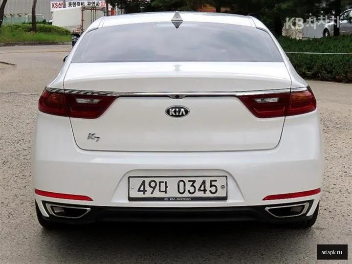 Kia K7 4
