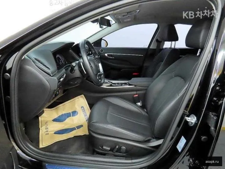 Hyundai Sonata 5