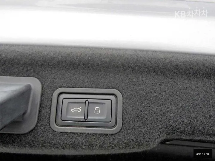 Audi A8 5