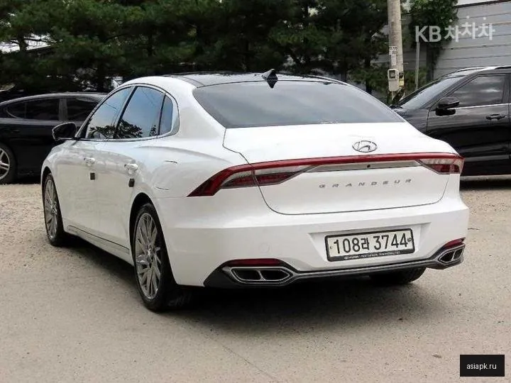 Hyundai Grandeur 3