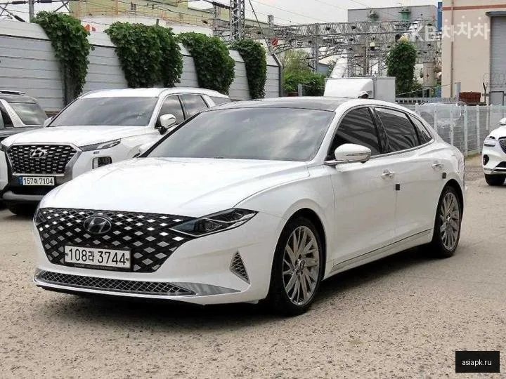 Hyundai Grandeur 2