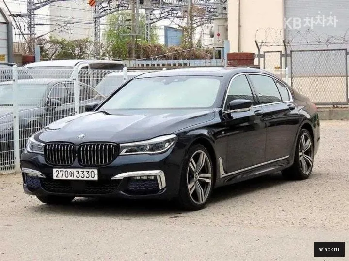 BMW 7-Series 2