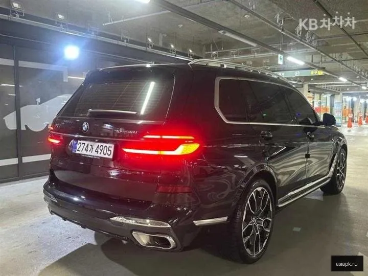BMW X7 4