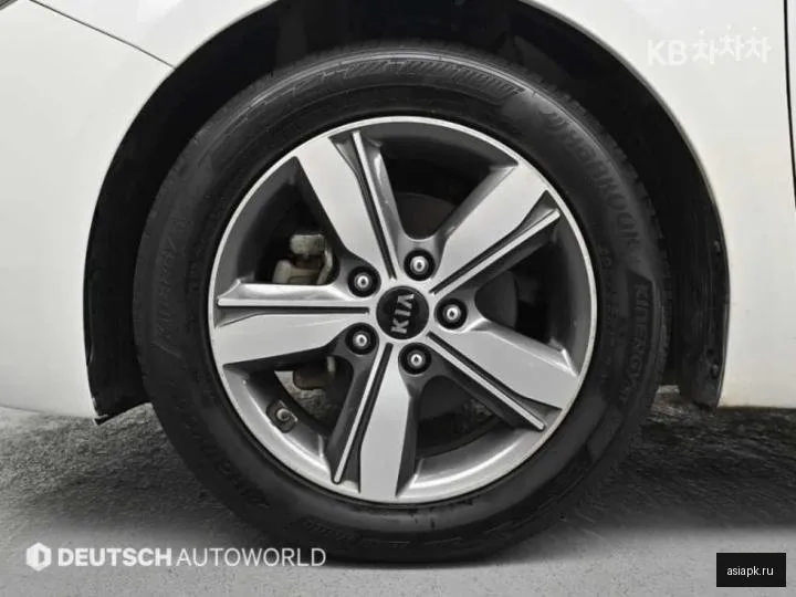 Kia K3 5